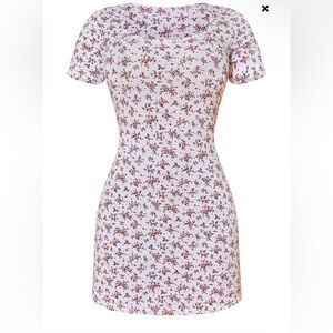 Pretty Little Thing White Ditsy Floral Square Neck Shift Dress